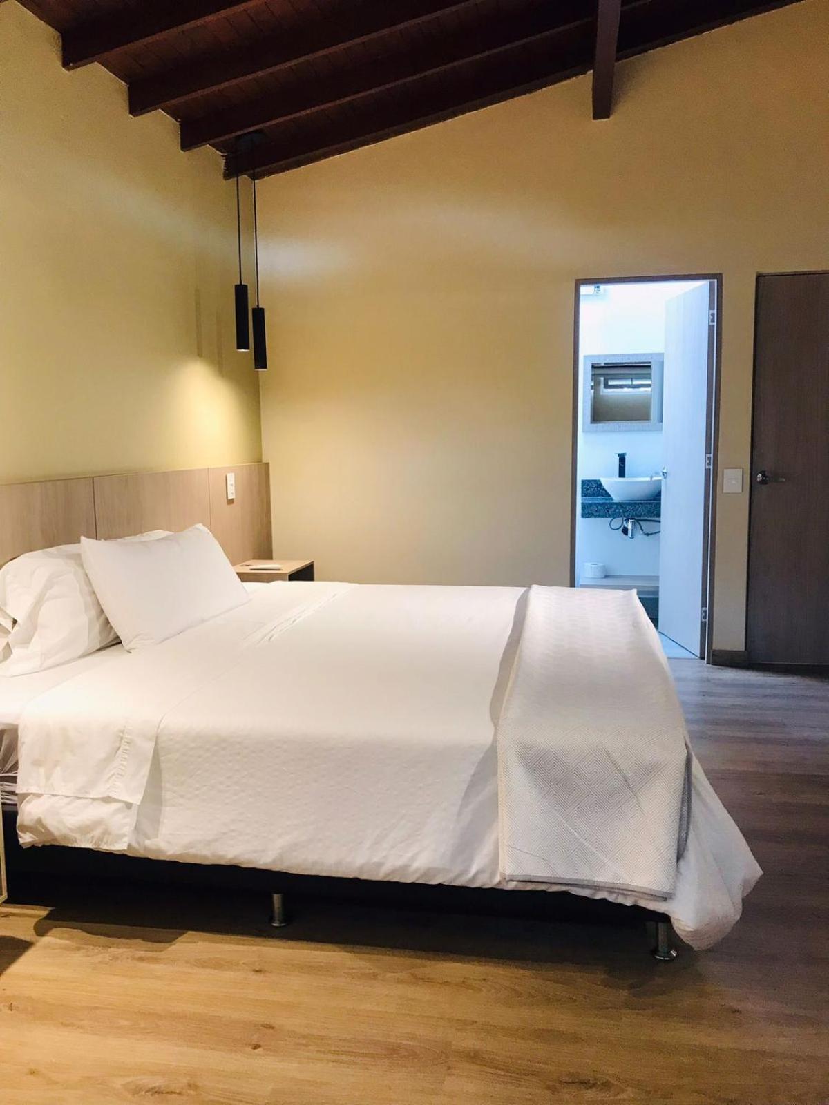 Hotel & Golf Isak Aeropuerto Rionegro Eksteriør billede