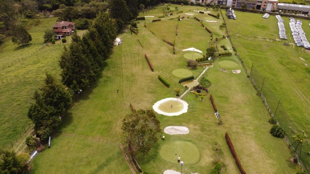Hotel & Golf Isak Aeropuerto Rionegro Eksteriør billede
